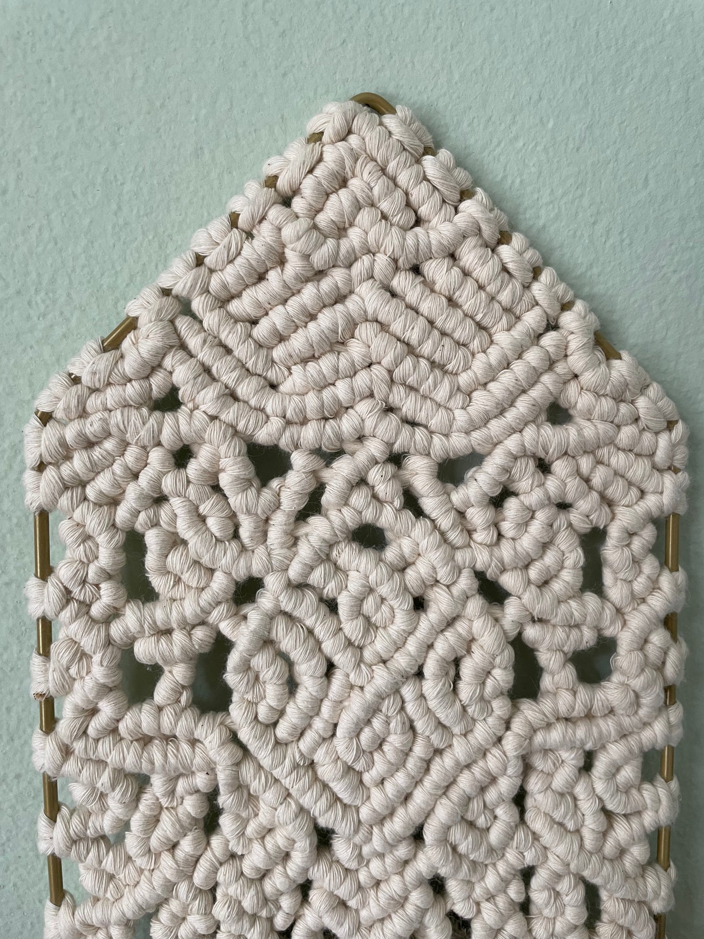 Quadretto da parete in macramè “Home”