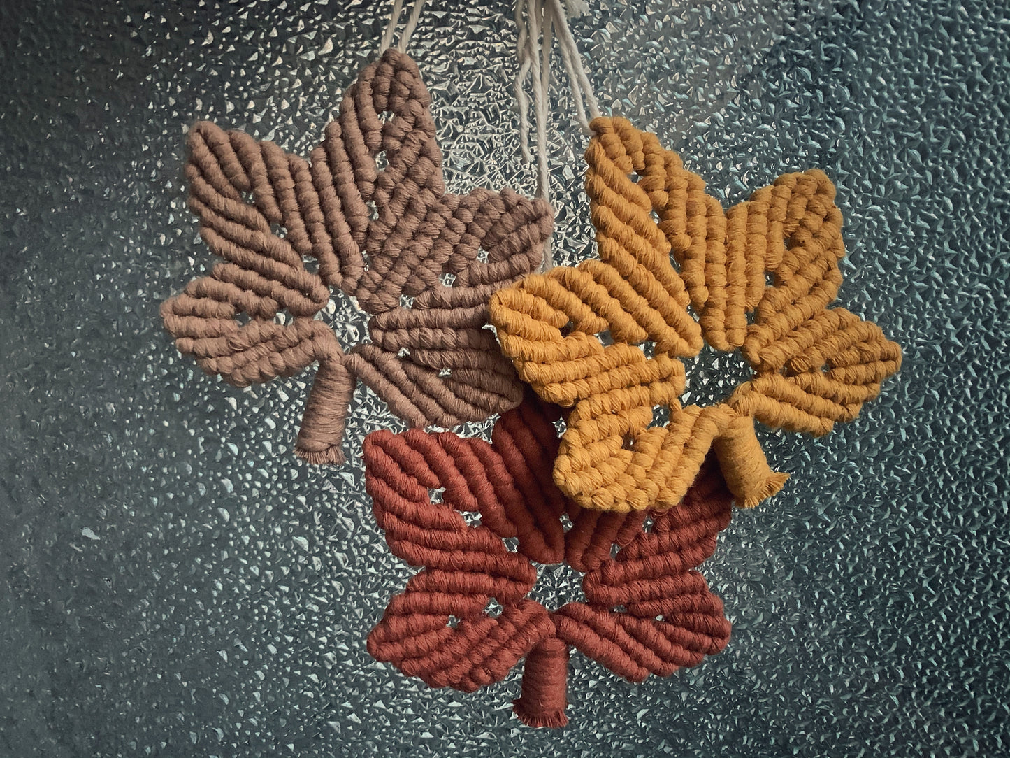Foglia decorativa/sottobicchiere in macramè