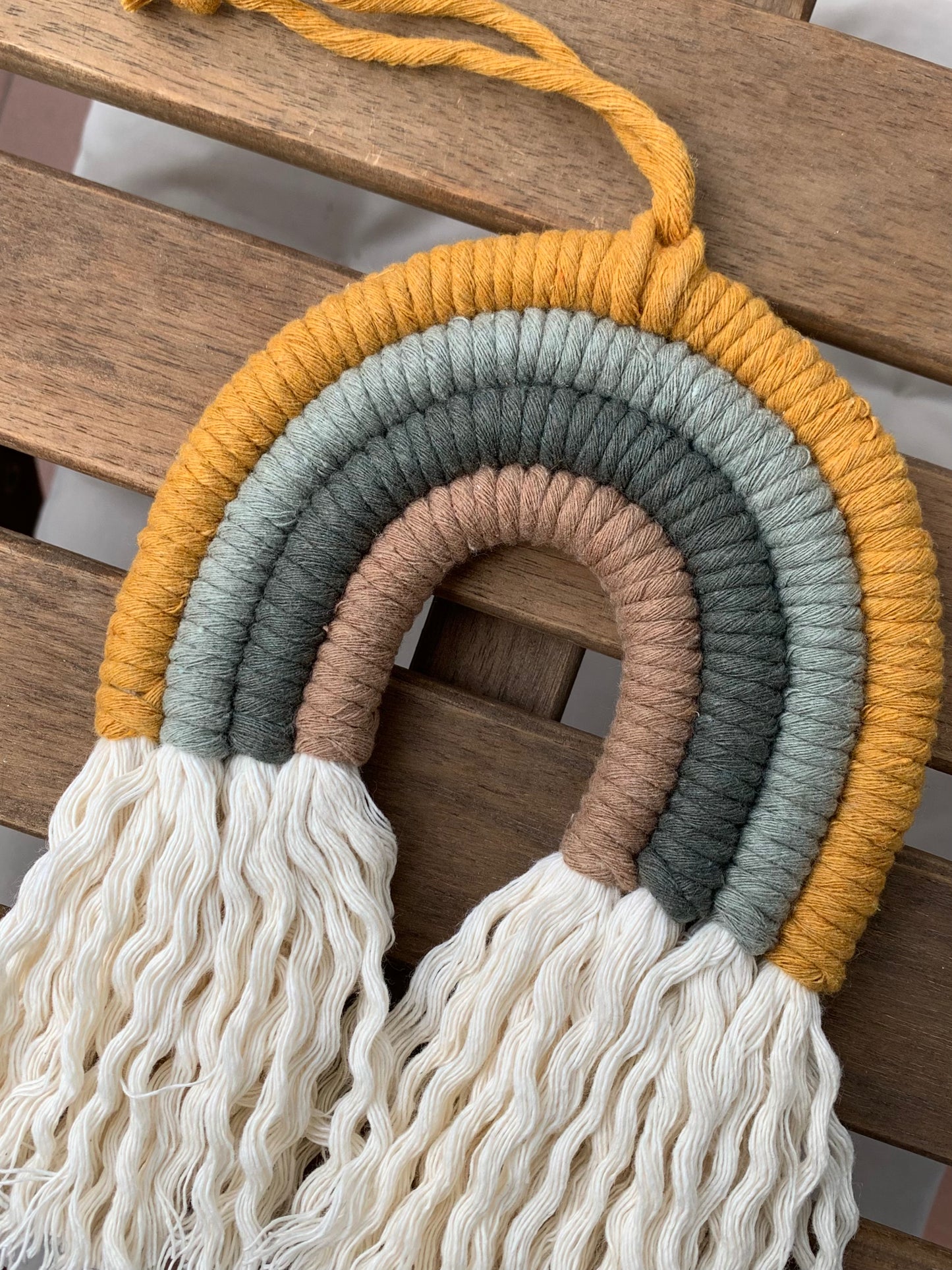 Arcobaleno boho in macramè per nascita - misura media