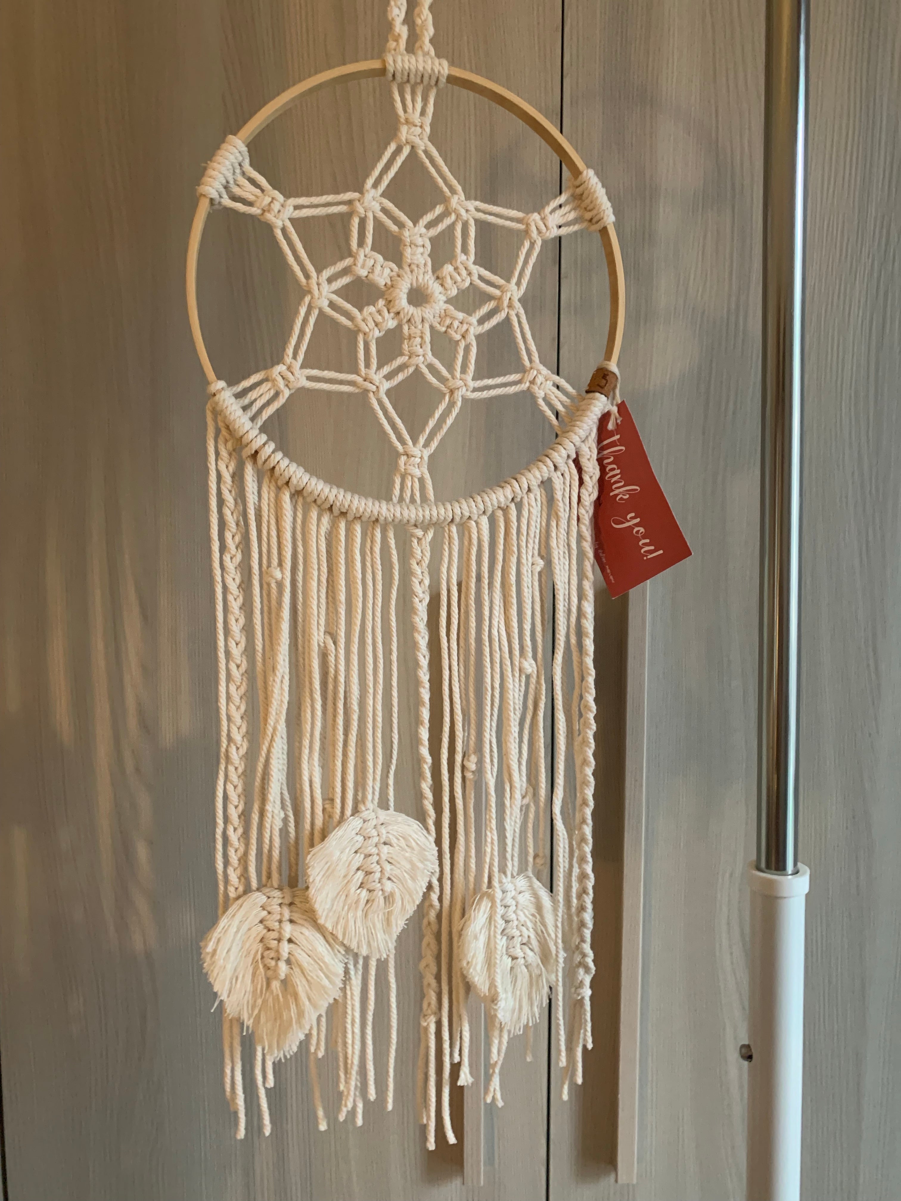 Acchiappasogni Macramè Con Piume - Diametro 20cm, Decorazione Bohémien Per Parete, Grigio - Foto 3