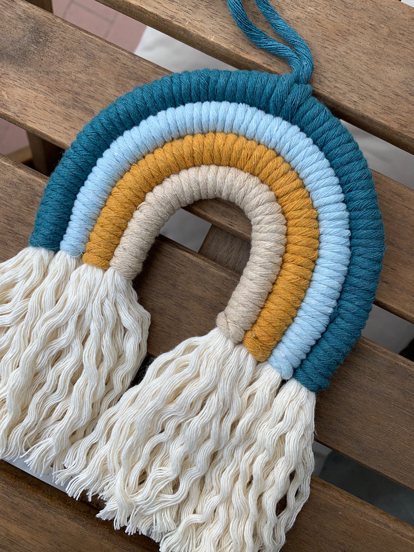 Arcobaleno boho in macramè per nascita - misura media
