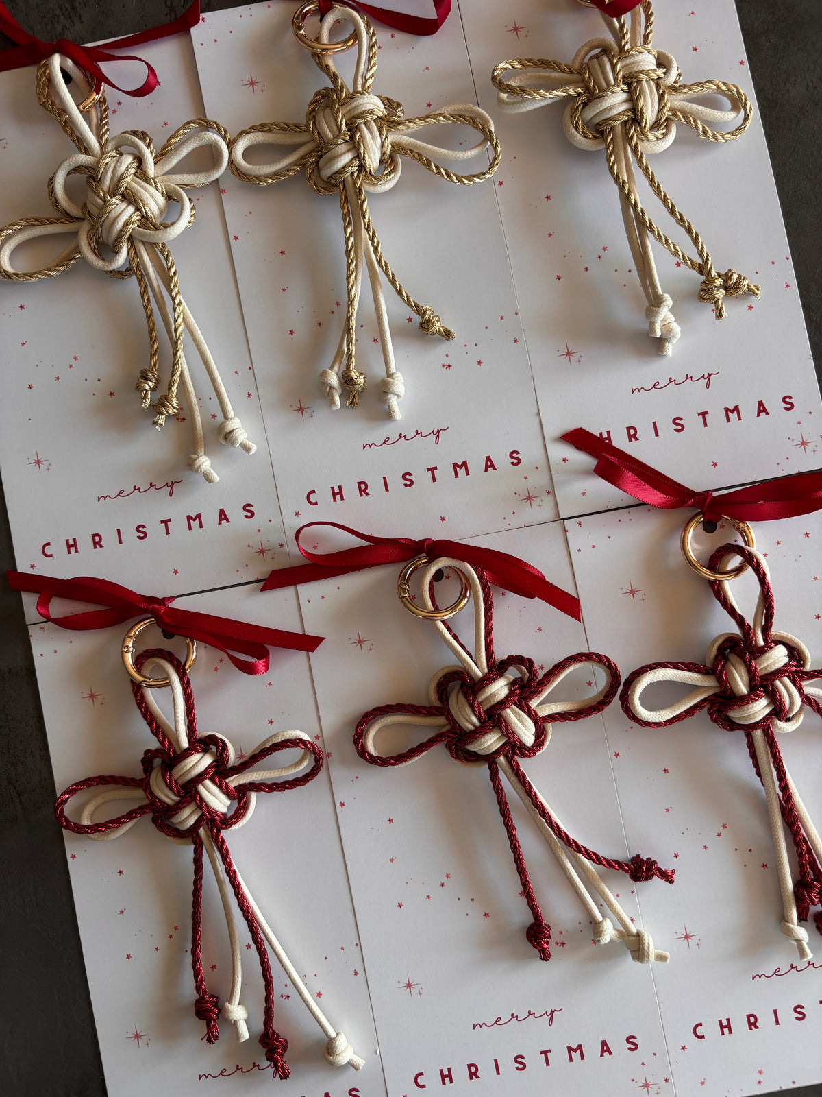 Charms “Lucky knot” con card natalizia